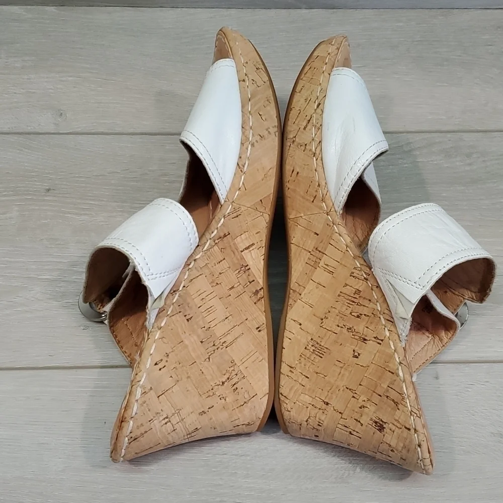 Born Women Comfort Cork Wedge Sandals shoes sz 10